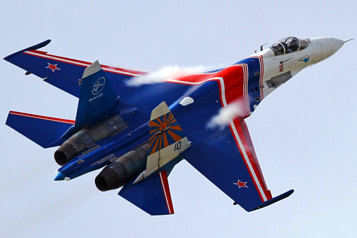 Kubinka, na periferia de Moscou, é a casa dos Russian Knights 