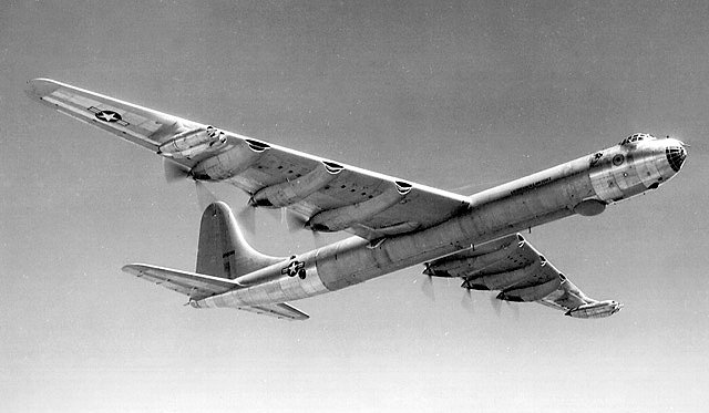 Há 70 anos, EUA deixavam bomba atômica cair no Canadá