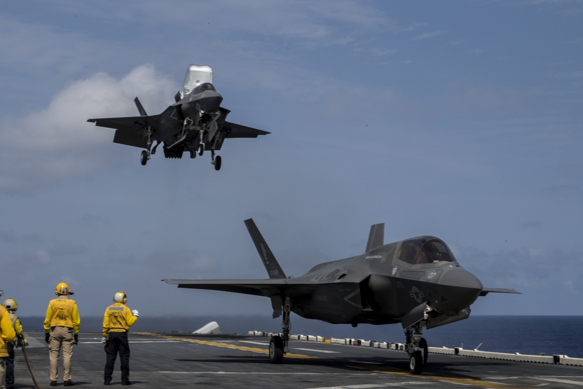 F-35B do UMSC em operação embarcada