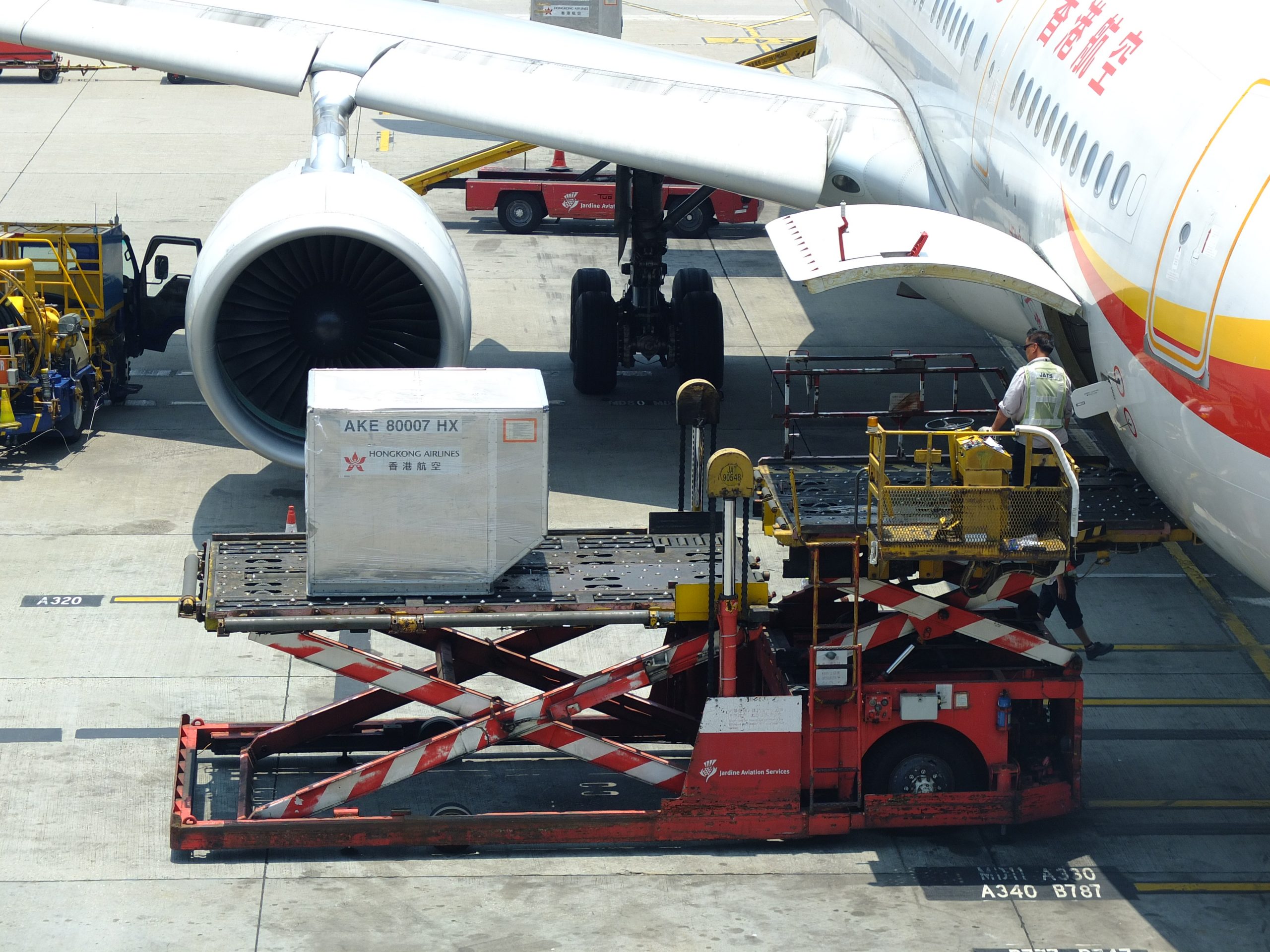 ANAC atualiza regras para transporte de restos mortais