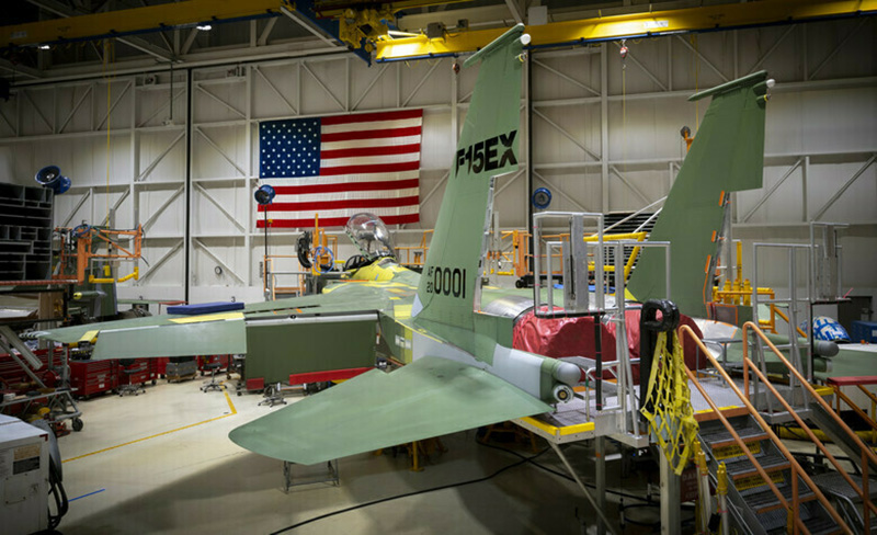 USAF investe US$ 1,2 bi em 8 caças F-15EX