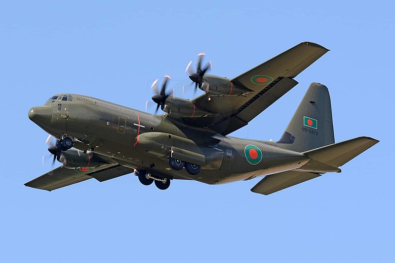 C-130J de Bangladesh
Foto: Richard Vandervord