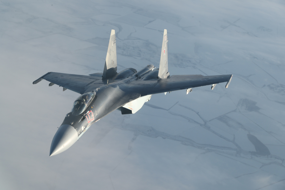 China supera Rússia em número de aviões de combate, EUA lideram