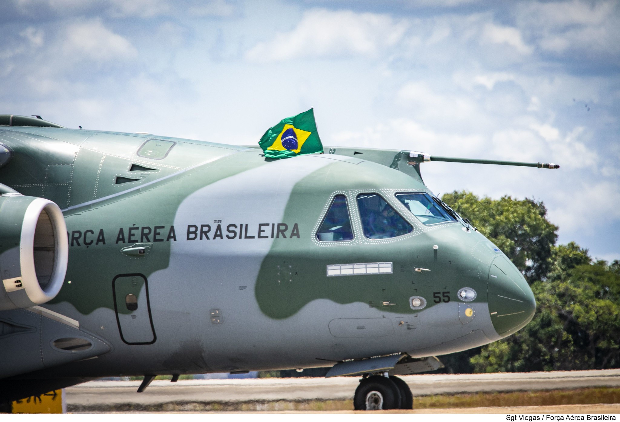 FAB agora tem dois esquadrões com jatos KC-390
