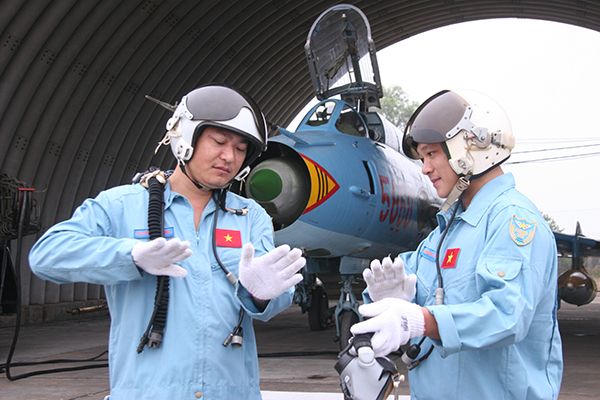 A Força Aérea do Vietnã é equipada principalmente com modelos russos. Foto: Thanh Trung