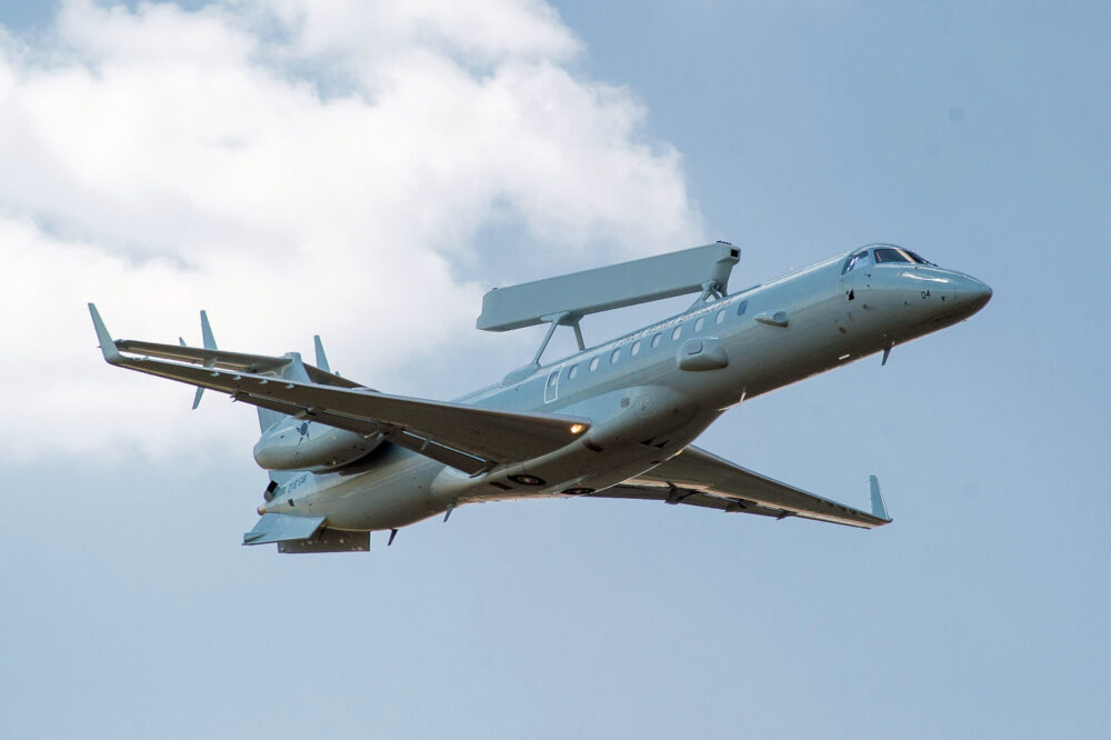 FAB recebe quinto E-99 modernizado