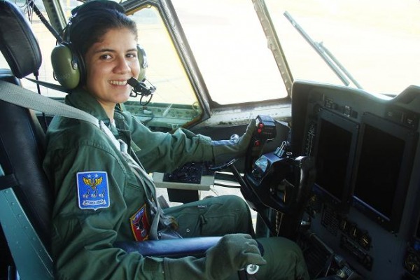 Major Joyce de Souza Conceição será a primeira mulher a comandar o Esquadrão Gordo. Foto: FAB