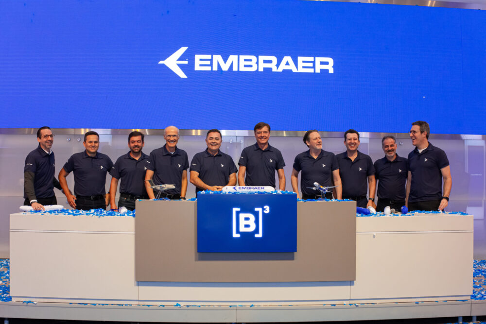 Embraer comemora sucesso no mercado financeiro