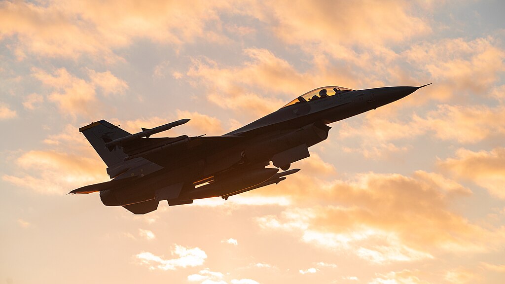 F-16 da USAF. Foto: Jovan Banks