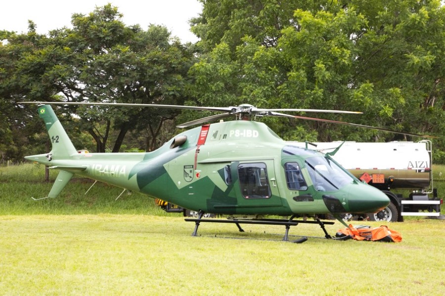 Helicópteros Koala a serviço do Ibama. Foto: Vitor Vasconcelos