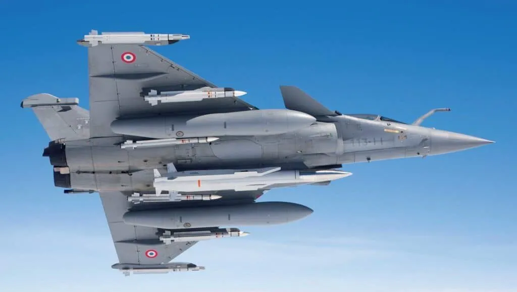 Rafale B com míssil ASMP-A. Foto: R.Nicolas-Nelson