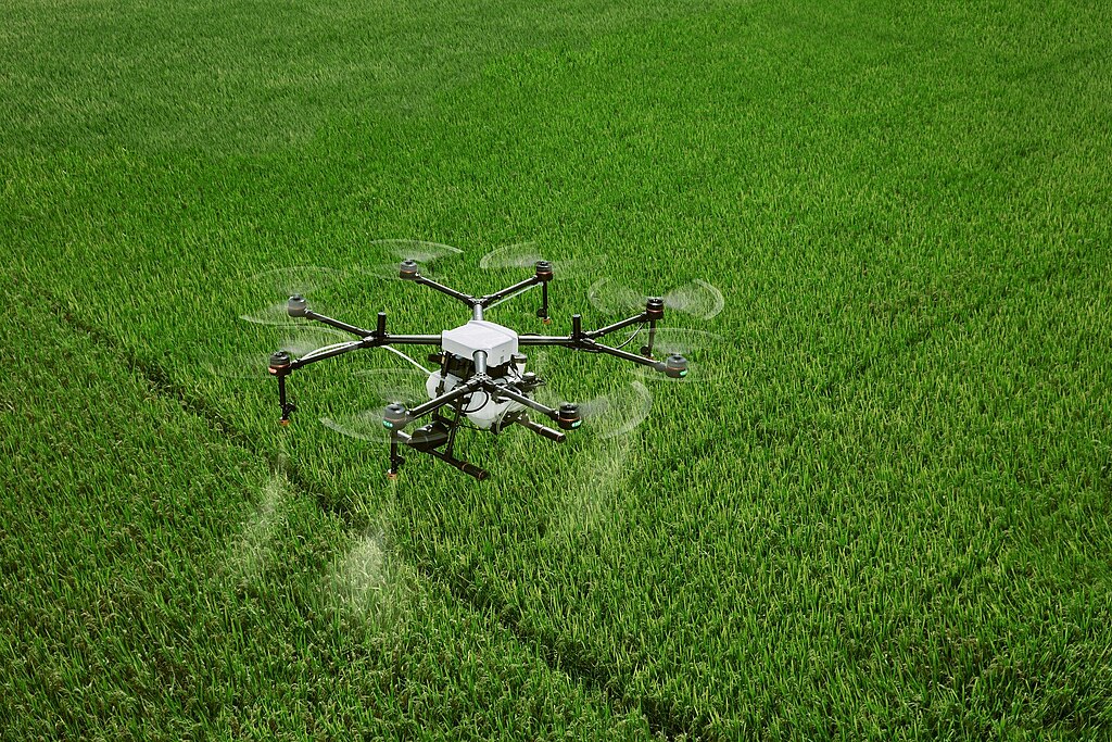Mercado de drones de pulverização pode chegar a US$ 6 bi em cinco anos, diz Sindag