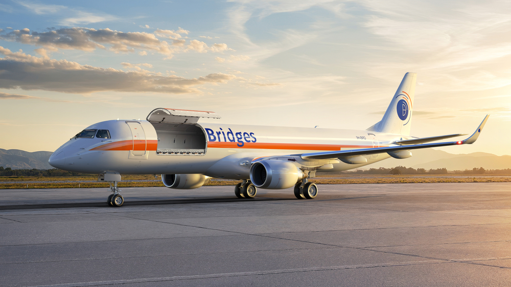 Embraer anuncia vendas de cargueiro civil