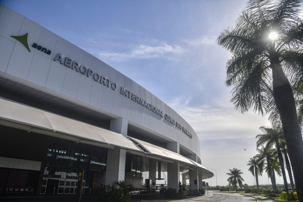 Aeroportos da Aena ofertam mais de 877 mil assentos no feriado de Tiradentes