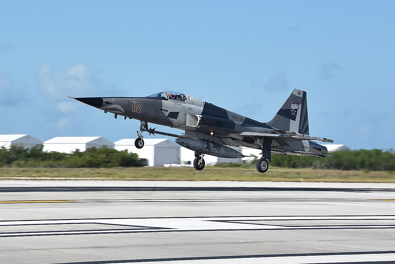 F-5N Tiger II do Esquadrão VFC-111. Foto: Danette Baso Silvers