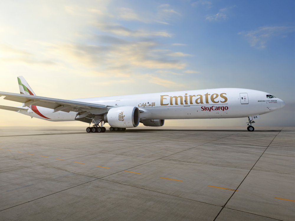 Emirates começa operação de jatos 777-300ERSF