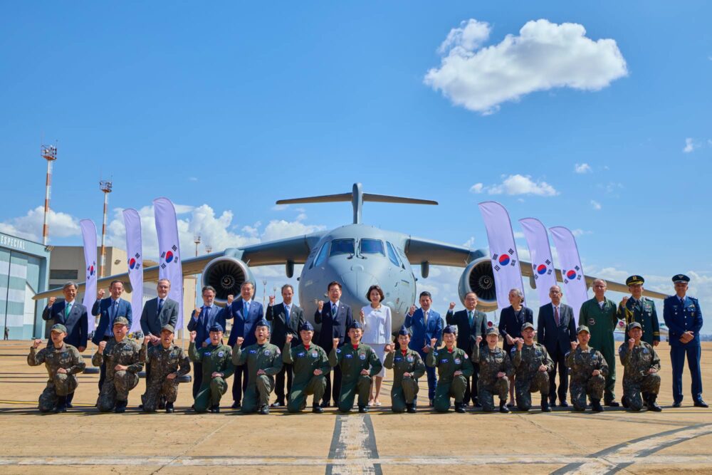 Presidente da Coreia do Sul conhece o C-390