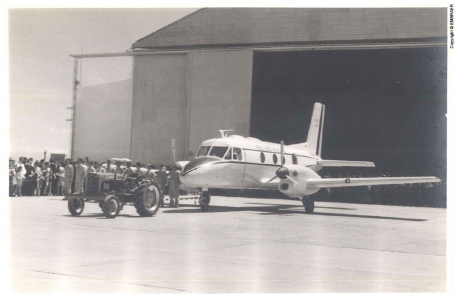 Apresentação/Roll out do Embraer EMB-110 Bandeirante