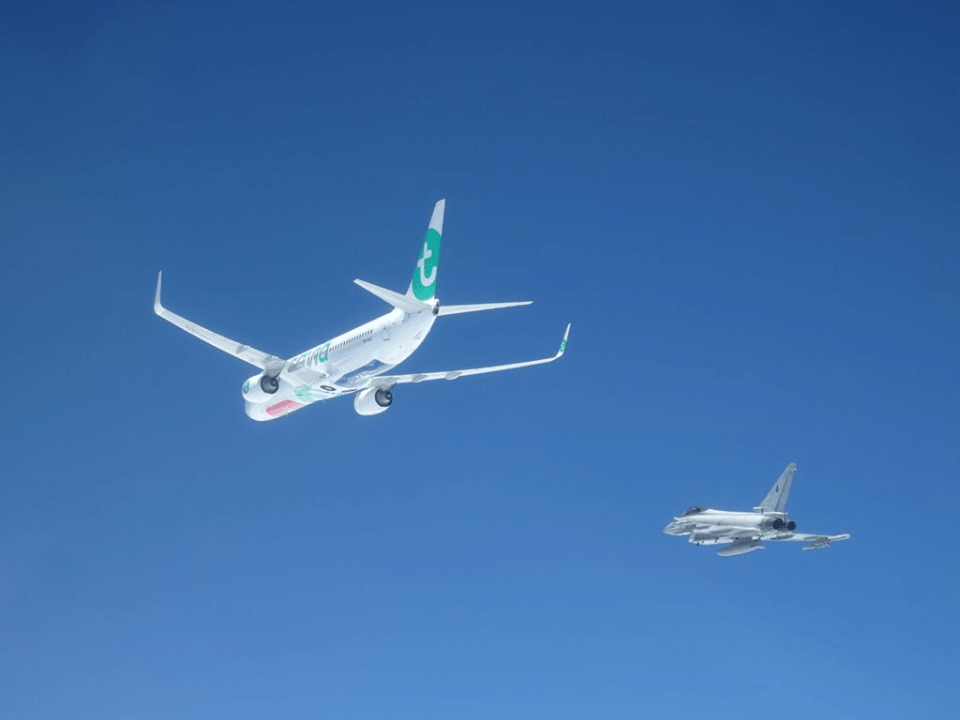 Força Aérea Italiana intercepta jato sem comunicação