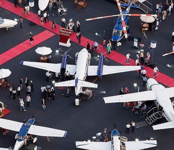 47 aeronaves estão expostas na Labace Foto: Labace