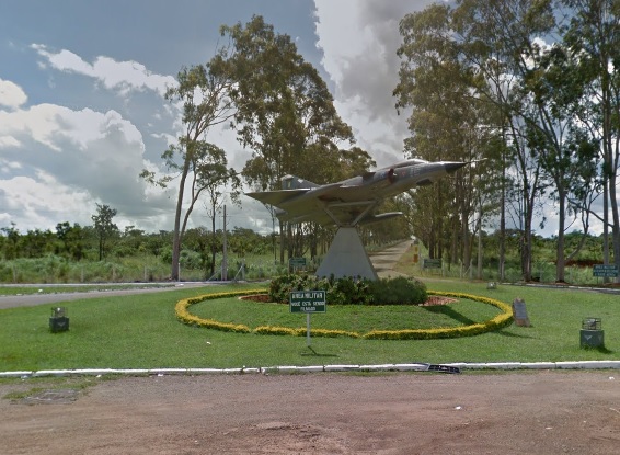 Com 3 km, a pista de acesso da Base Aérea de Anápolis separa o portão de entrada da BR-414. Foto: Google