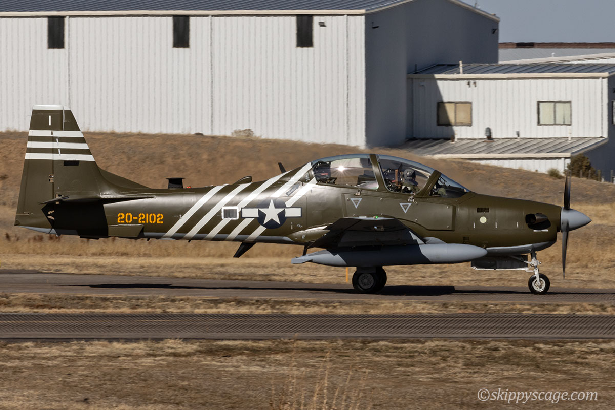 USAF pinta Super Tucano como Warbird