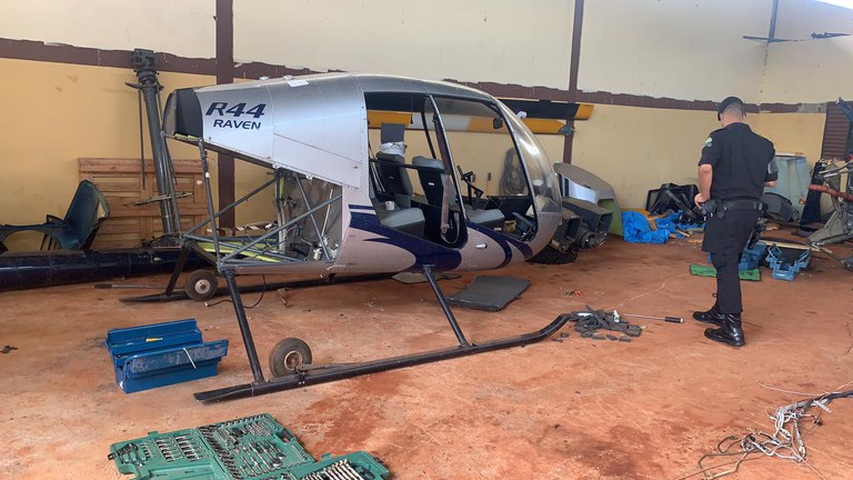 Dois R44 são apreendidos em operação contra prática de manutenção clandestina