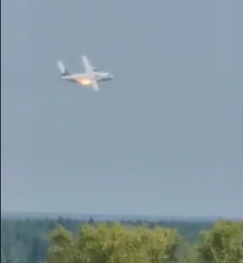 VÍDEO – Protótipo russo cai com piloto de testes considerado herói nacional