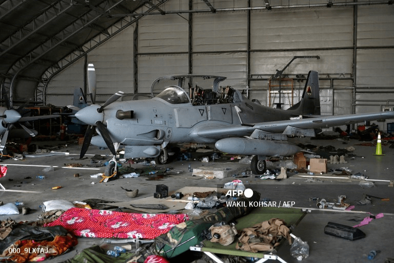 Pelo menos 3 Super Tucanos e 1 Hércules estão com os talibãs