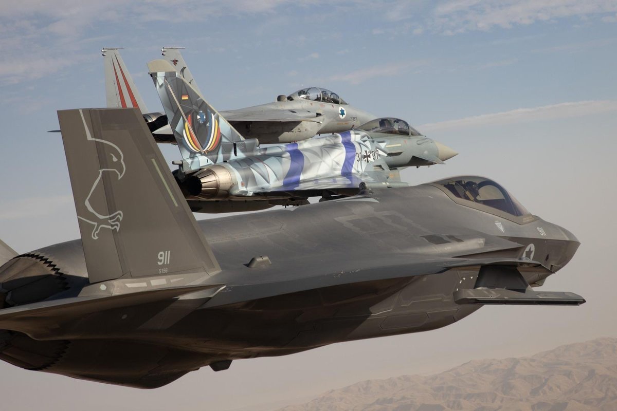 Caças da Alemanha e Israel em formação
Foto: Luftwaffe