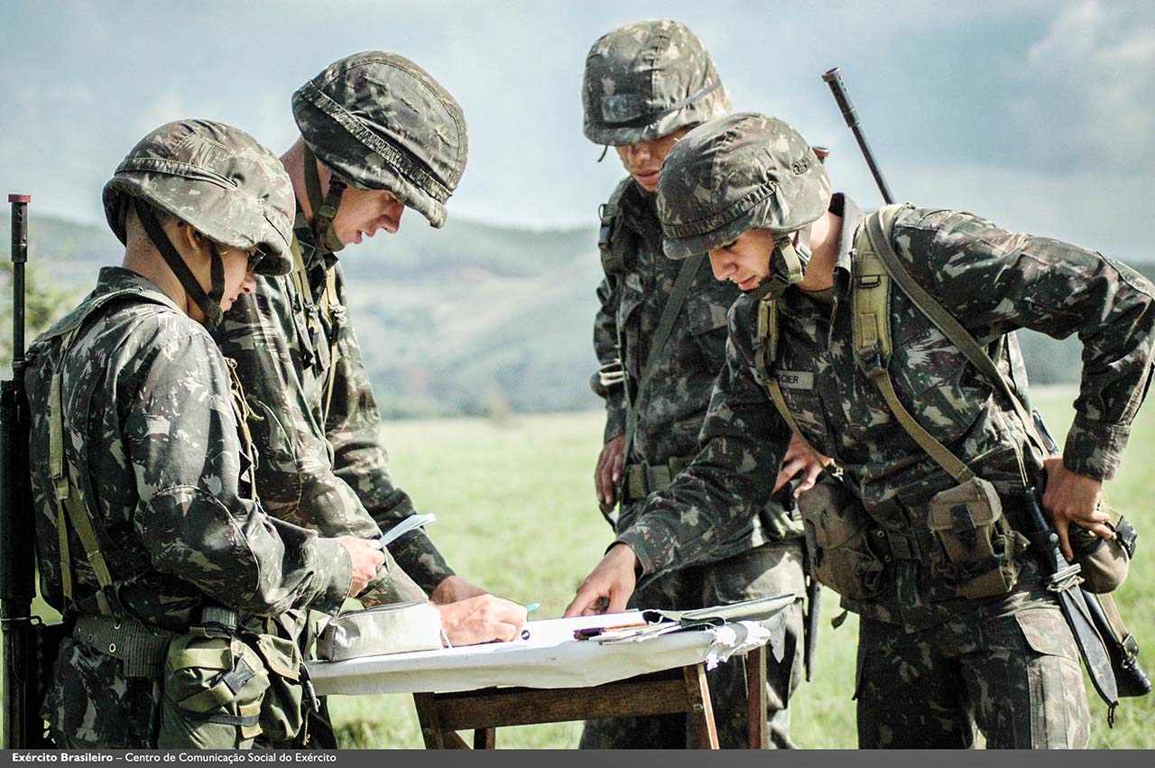 Embraer e Exército vão estudar desenvolvimento de radar para localizar artilharia inimiga
