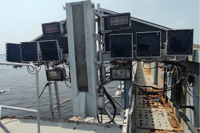 Marinha recupera equipamento para treinar pouso em porta-aviões