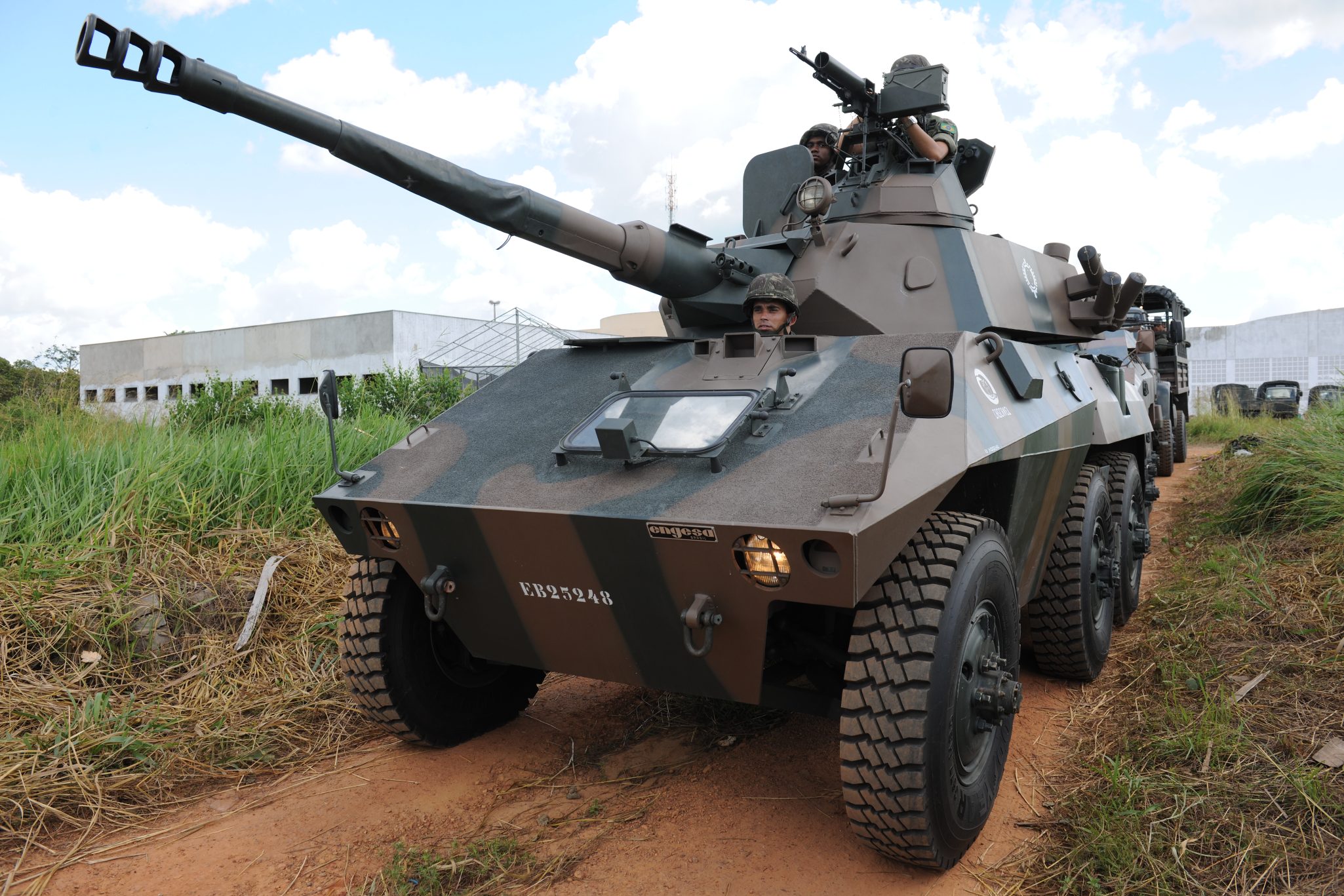 EE-9 Cascavel - Foto Exército Brasileiro