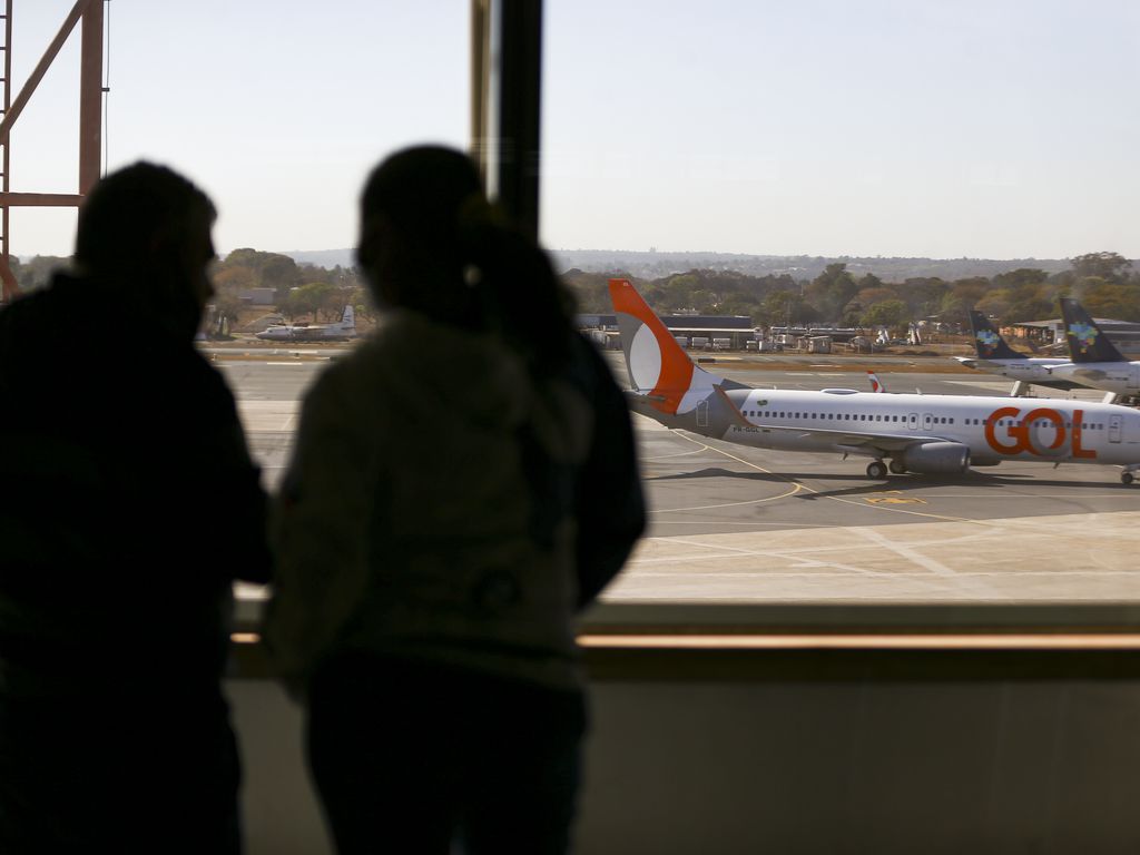 Movimentação de aviões comerciais no aeroporto de Brasília. Foto: Marcelo Camargo - Agência Brasil