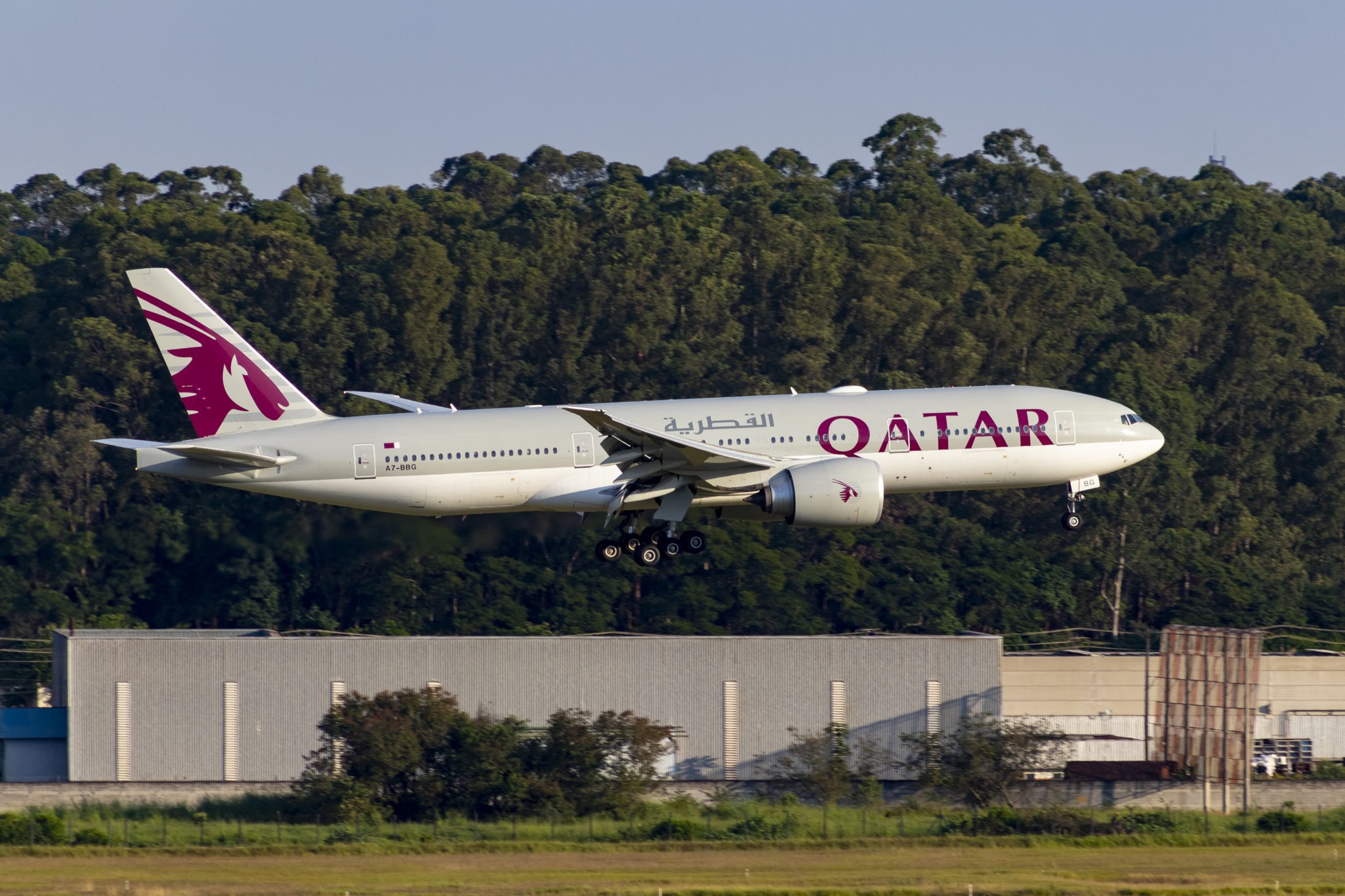 Boeing 777-2DZ(LR) da Qatar Airways. Foto: Ariadne Barroso