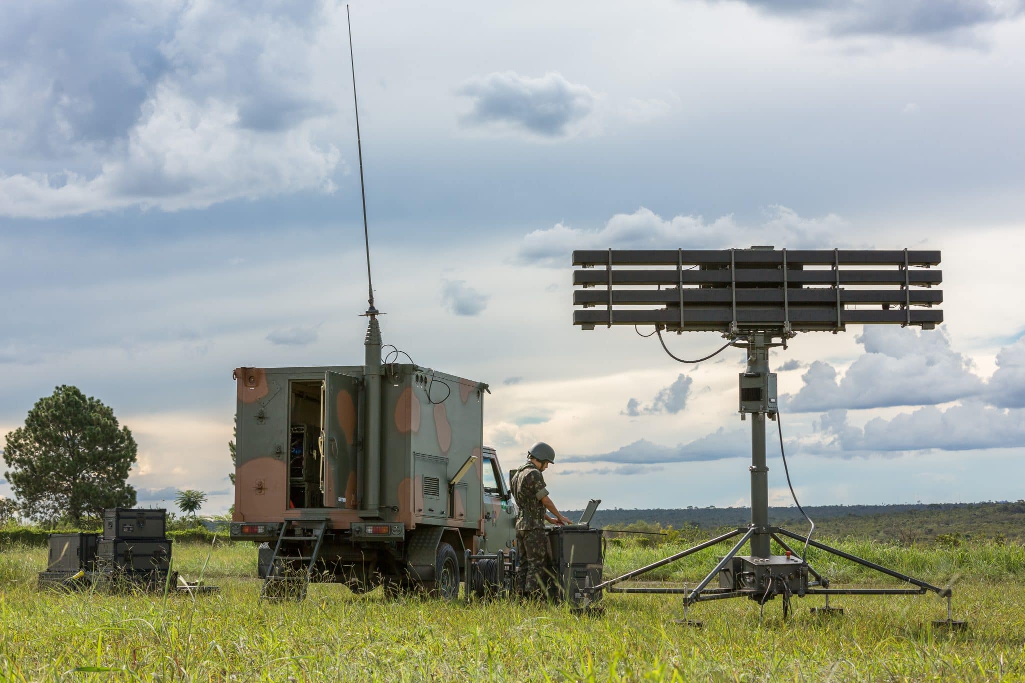 Exército Brasileiro recebe novos radares da Embraer