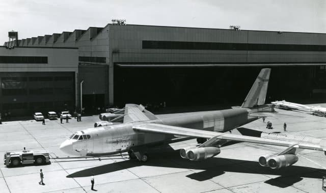 O B-52 H com número de série 61-0040 em cerimônia de entrega. Foto: Boeing