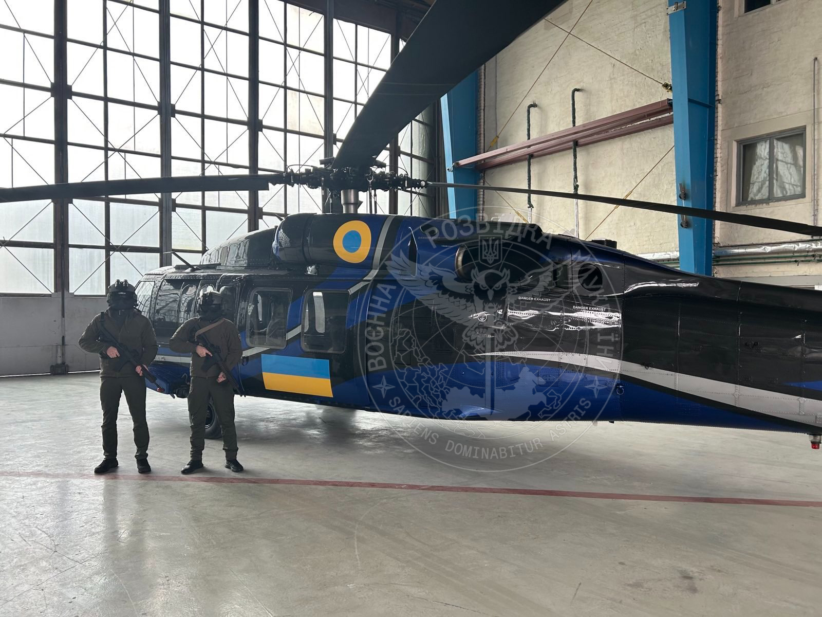 Ucrânia recebe helicóptero UH-60 Black Hawk