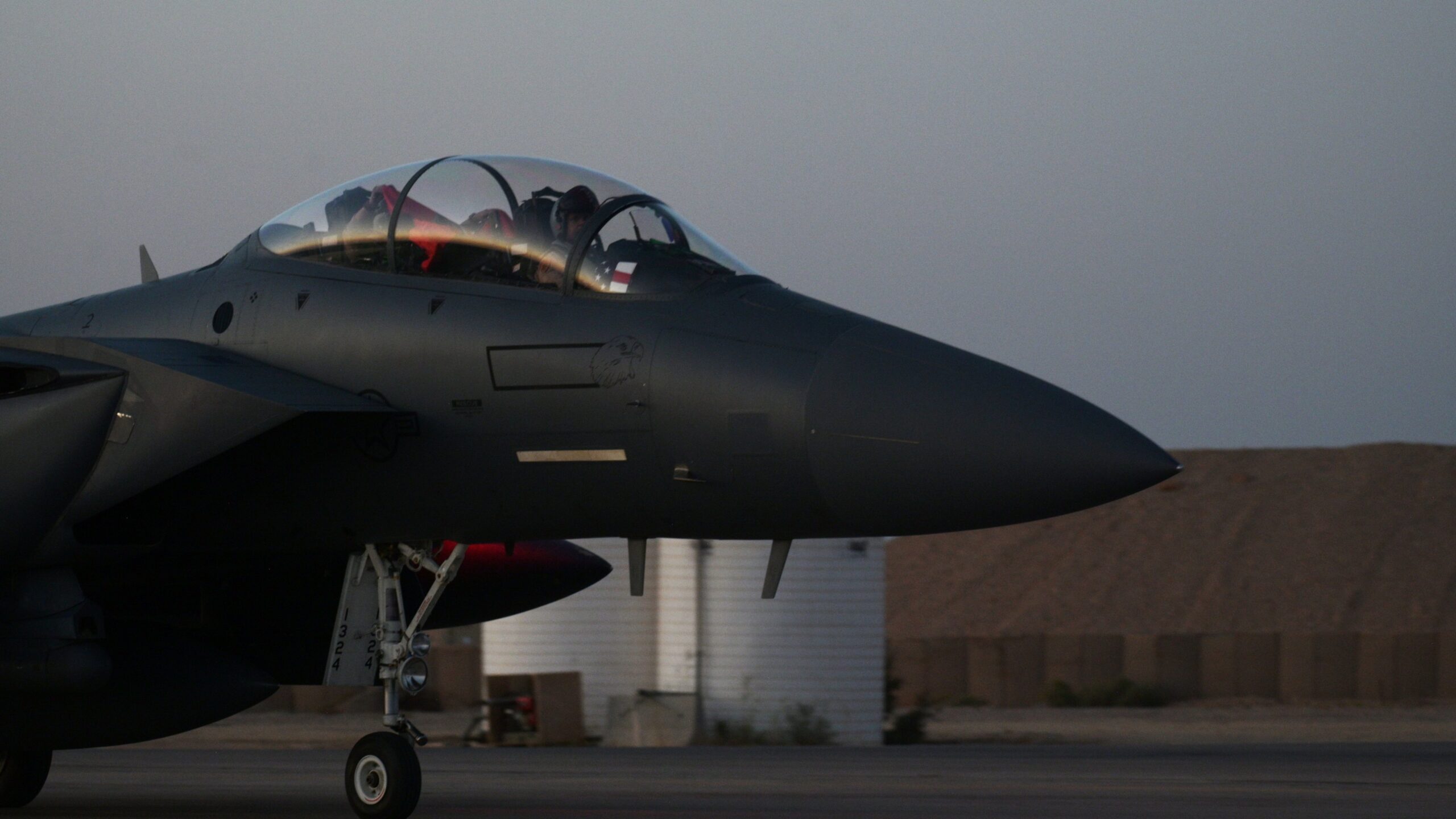 F-15 em deslocamento na Jordânia. Foto: USAF