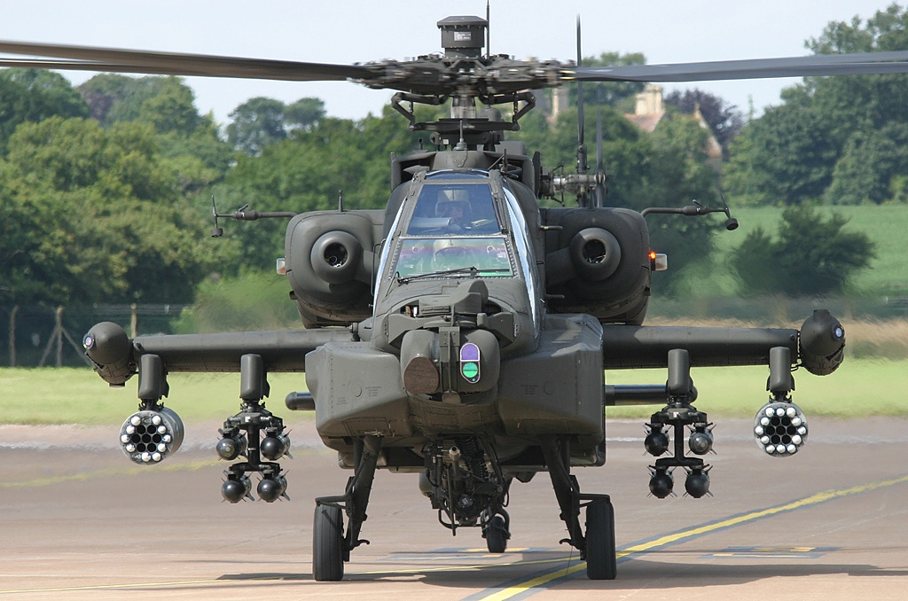 Boeing AH-64D Apache dos Países Baixos. Foto: Mike Freer