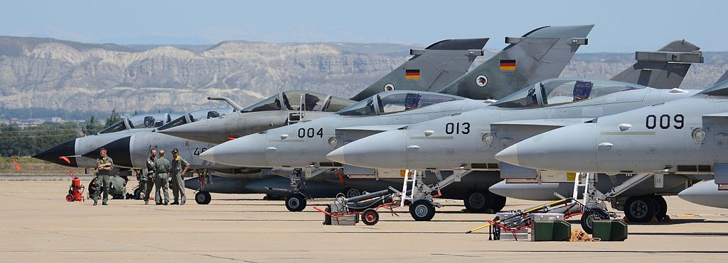 Caças da OTAN durante treinamento na Espanha. Foto: Alan Wilson