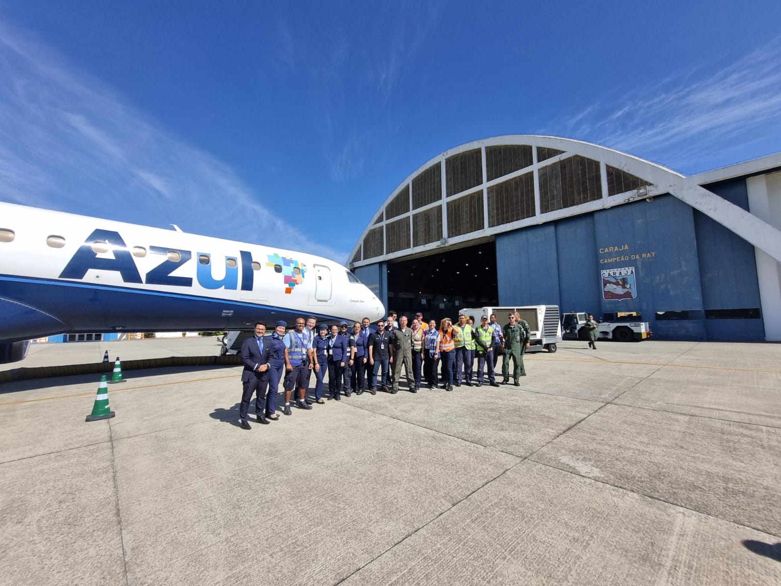Aeronave da Azul na Base Aérea de Canoas. 
Foto: Azul Linhas Aéreas