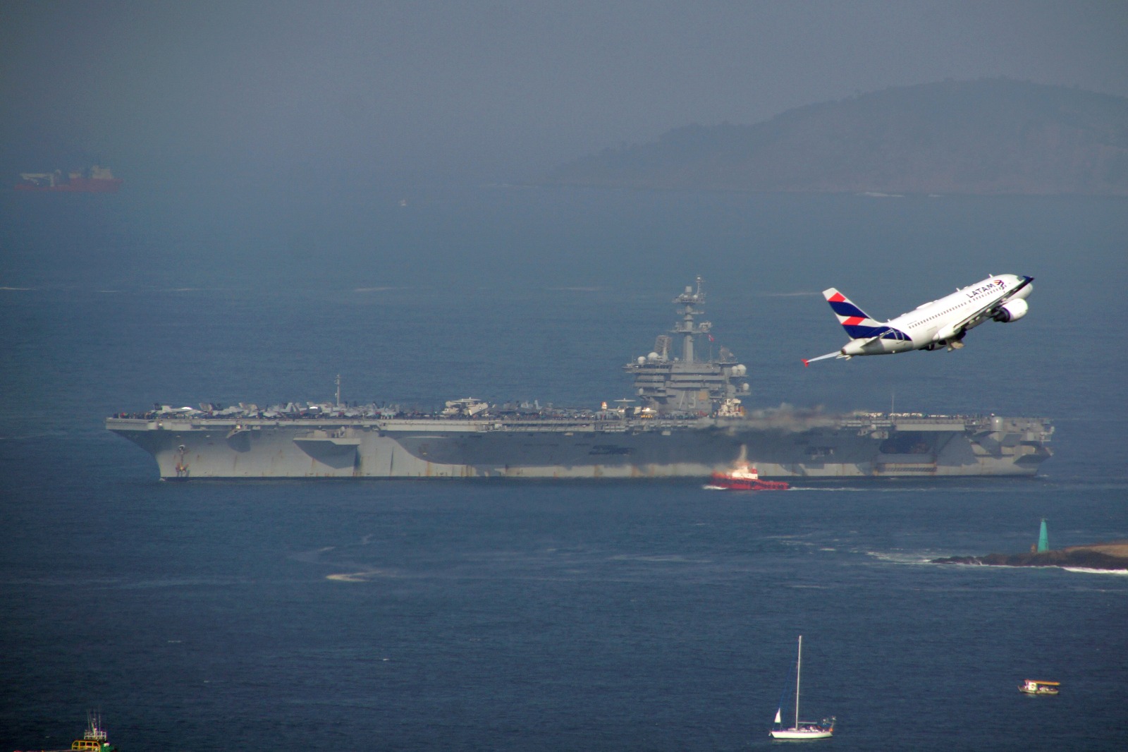 USS George Washington no Rio de Janeiro. Foto: Daniel R. Carneiro