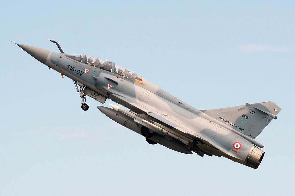 Mirage 2000 da França. Foto: Carlos Menendez San Juan