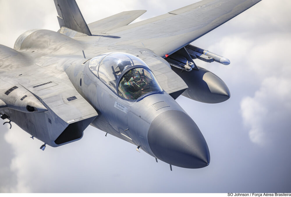 CRUZEX 2024 simula destruição de satélites