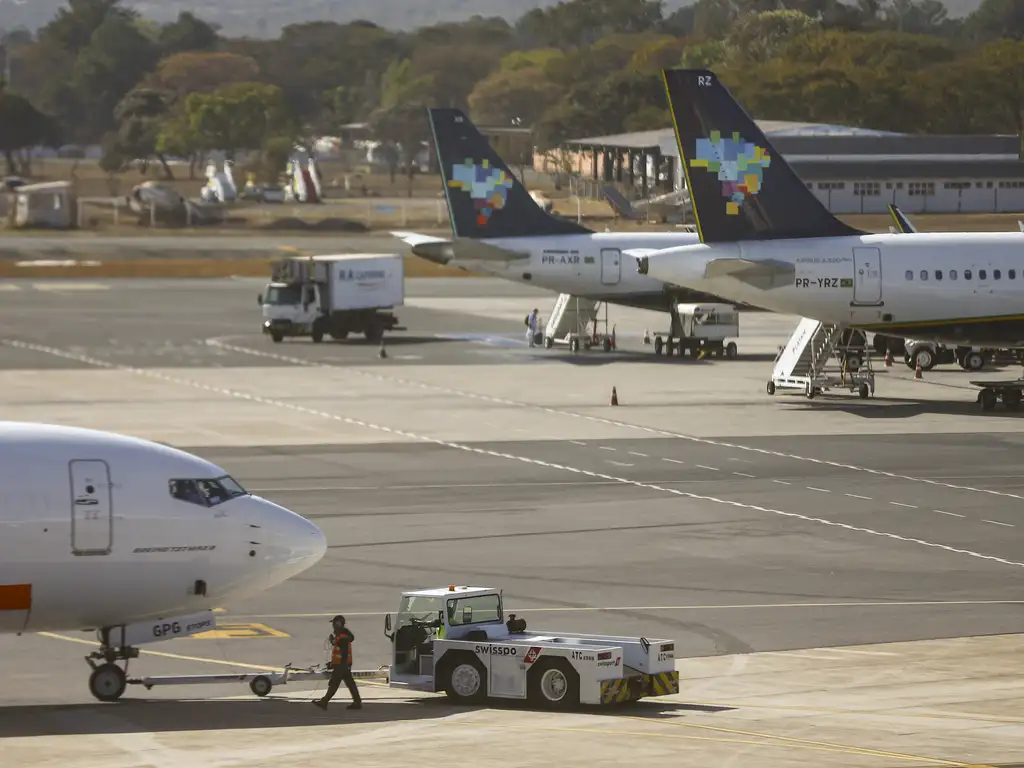 Aviões do aeroporto de Brasília. Foto: Marcelo Camargo/Agência Brasil