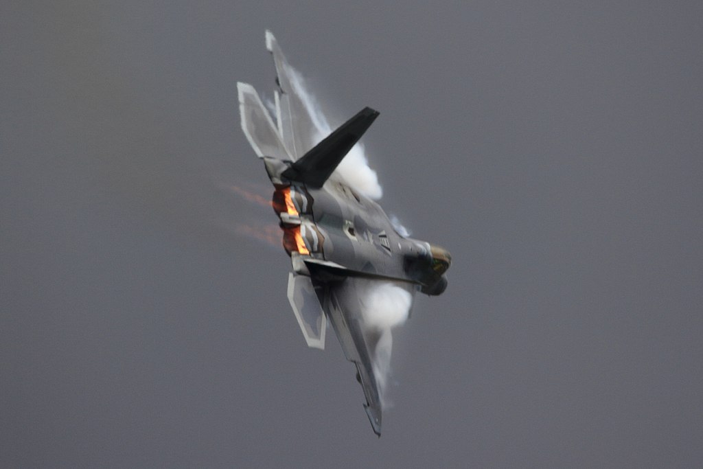 O Lockheed Martin F-22 Raptor é uma das aeronaves stealth já em uso. Foto: Alex Layzell