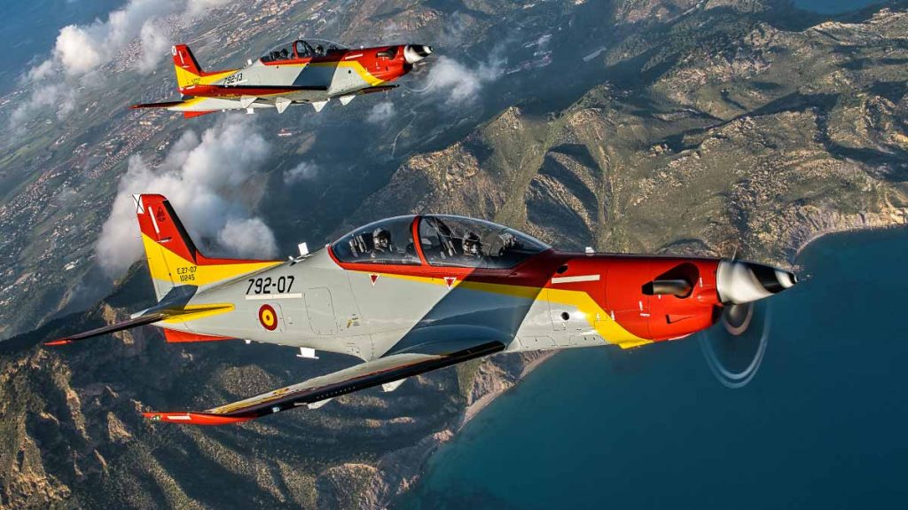 PC-21 de treinamento do Ejército del Aire