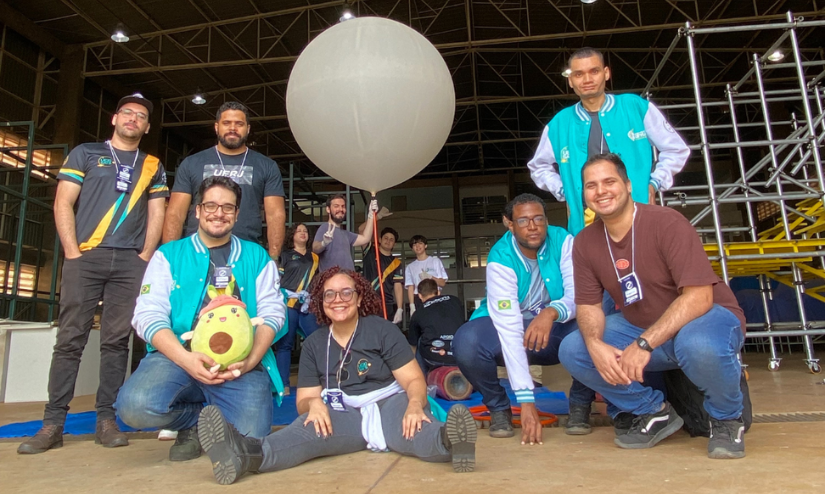 Vaquinha ajuda brasileiros para competição de foguetes nos EUA