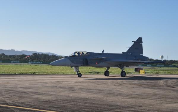 Gripen 4110 chega à Base Aérea de Anápolis. Foto: Força Aérea Brasileira